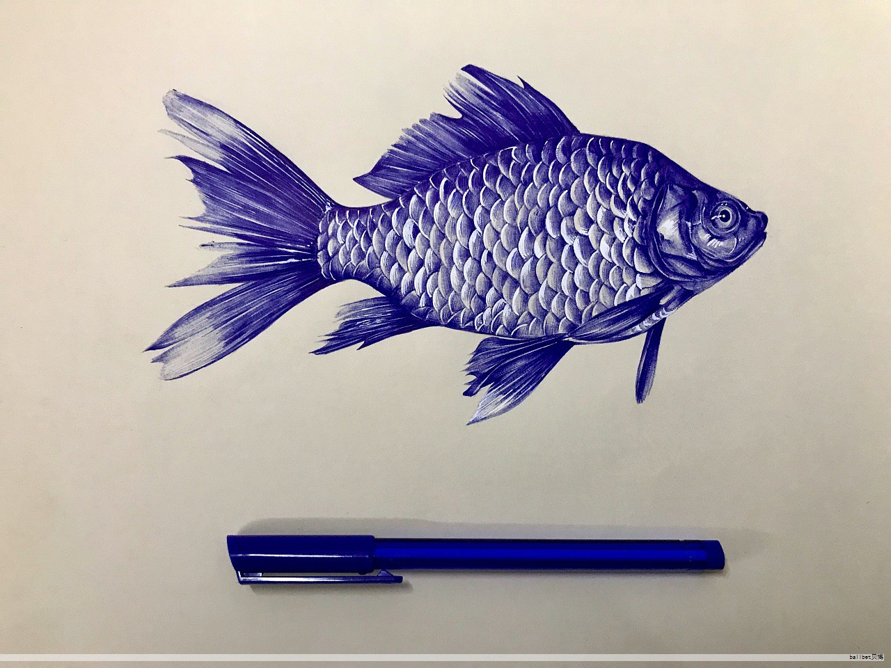 记笔记时容易写错字，改字总会留下痕迹。中性