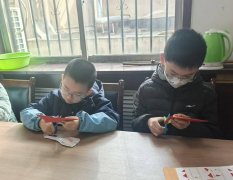 这把扇子比买的礼物更有