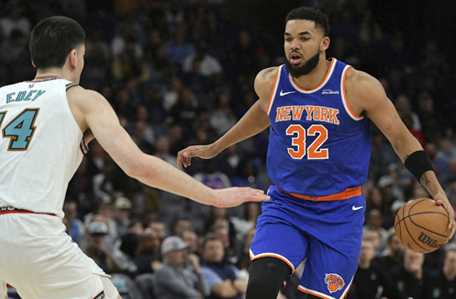 唐斯申京内线对决引爆季后赛预演，尼克斯火箭