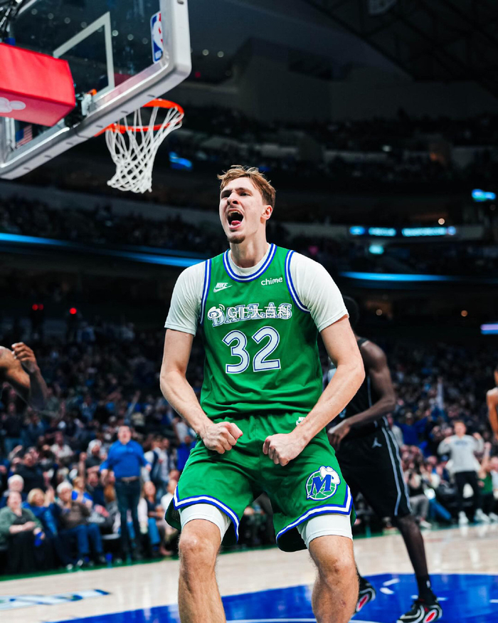 19岁103天砍51分创纪录，独行侠惨败魔术