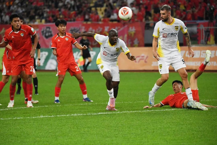 广西恒宸主场1比0胜广州豹