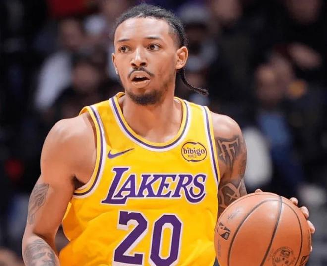 湖人替补三将爆发力助球队力克勇士